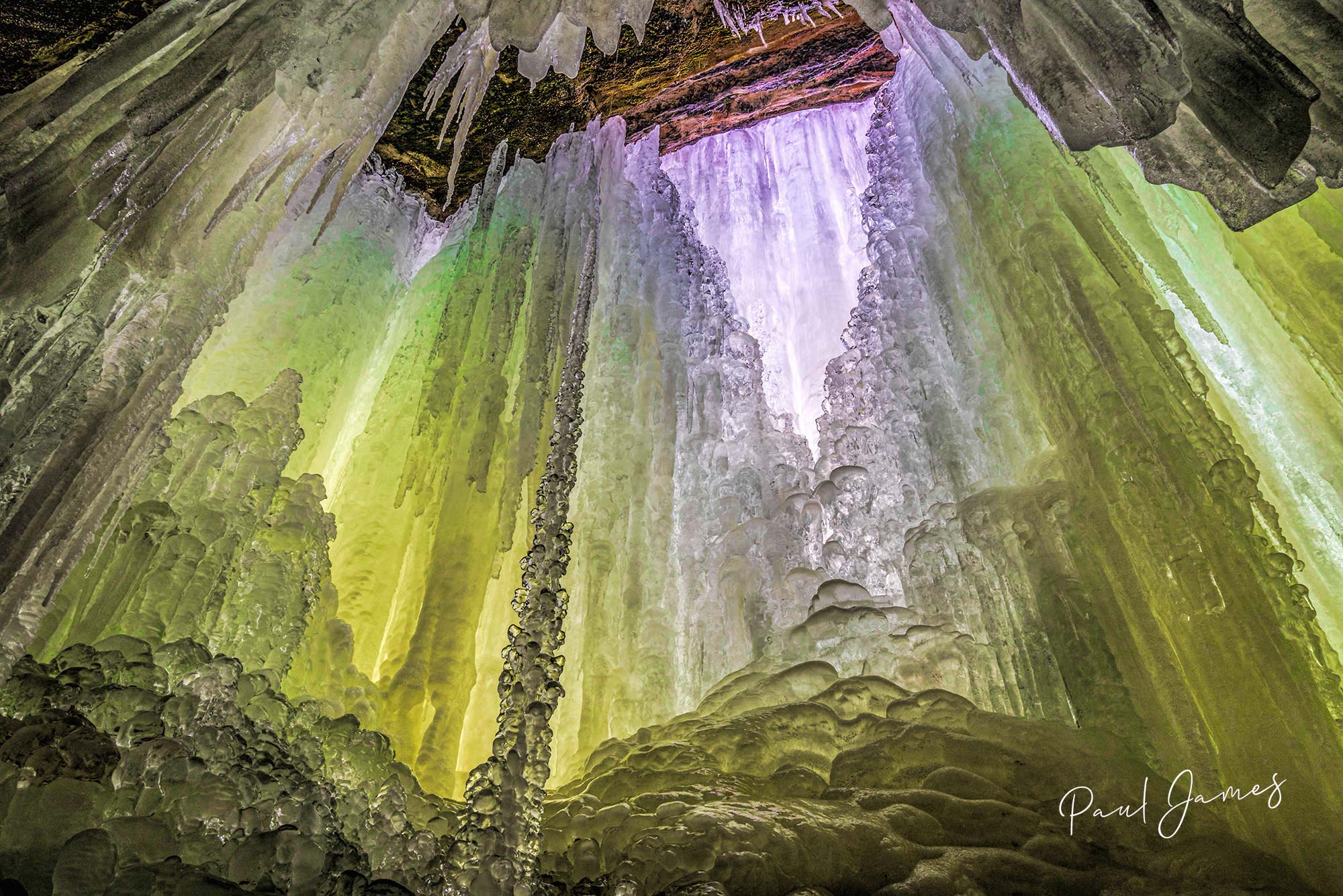 Frozen Waterfalls Ice Cave /Dark Sky Photographic workshop