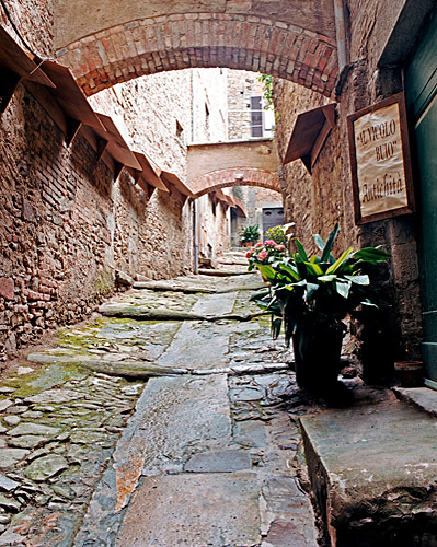 Cortona Alley #2 - Italy